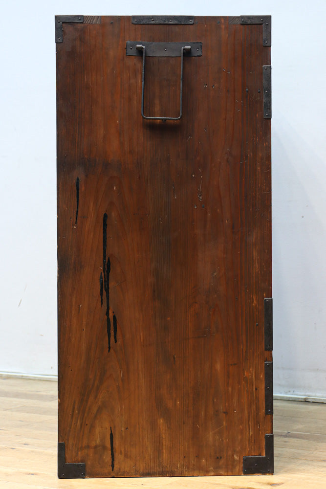 美しい杢目が流れる上質な帳場箪笥　BB3201