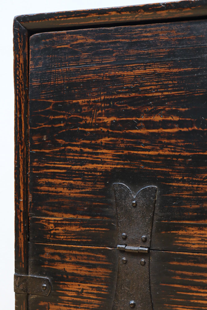 Antique tool box BB3202