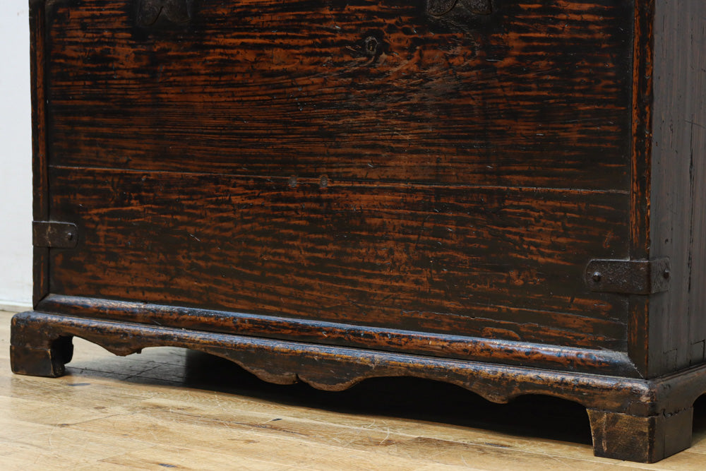 Antique tool box BB3202