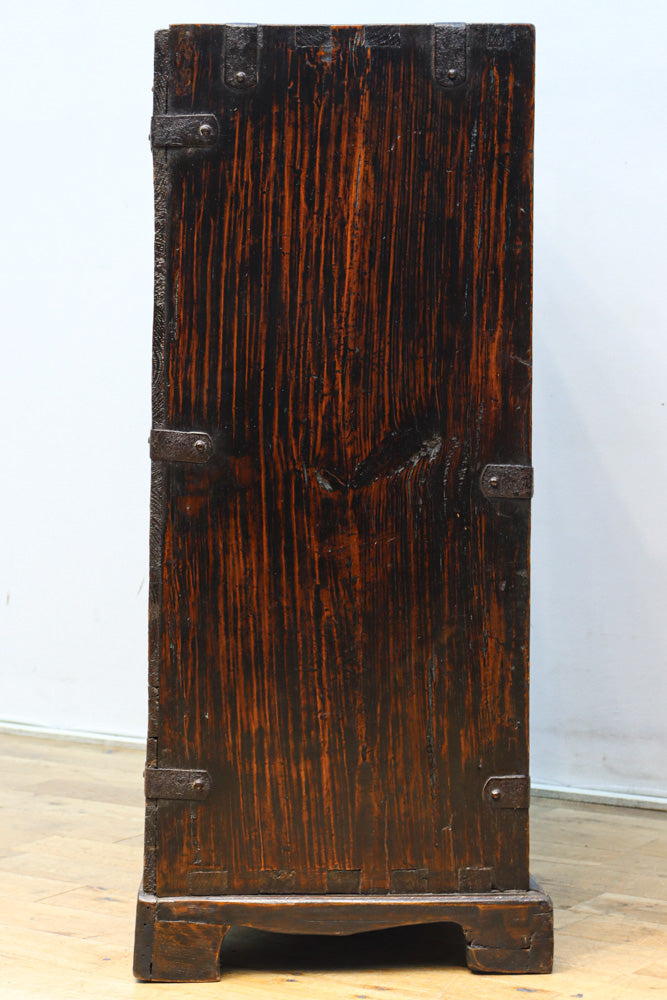 Antique tool box BB3202