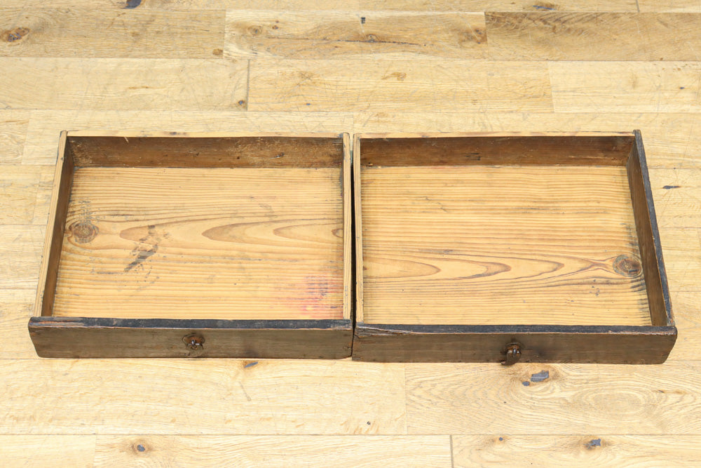 Antique tool box BB3202