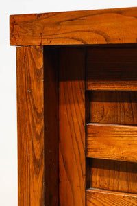 見事な杢目の素晴らしい面持ちの全面総欅越後帳場箪笥　BB3218