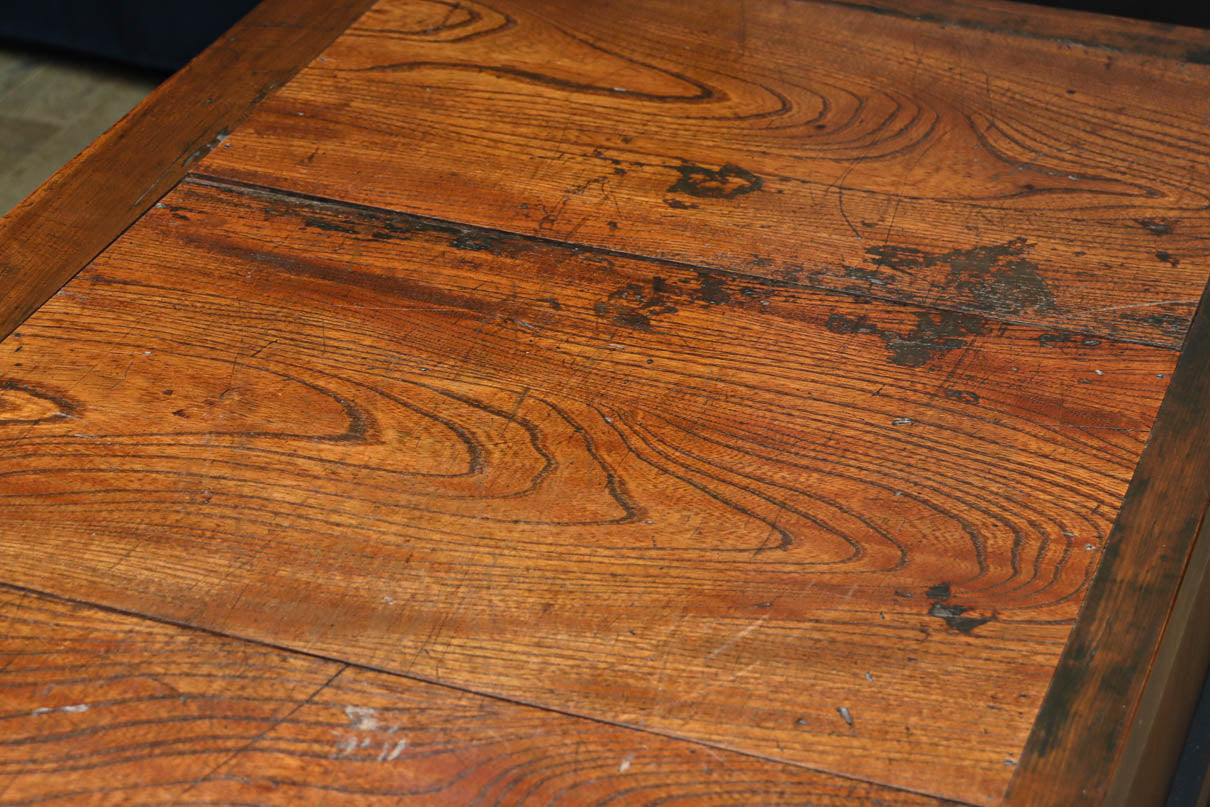 見事な杢目の素晴らしい面持ちの全面総欅越後帳場箪笥　BB3218