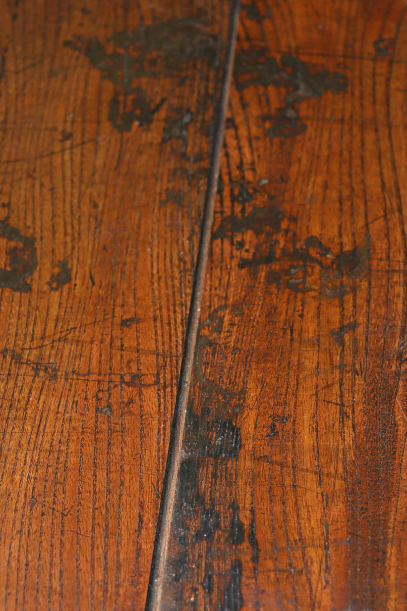 見事な杢目の素晴らしい面持ちの全面総欅越後帳場箪笥　BB3218