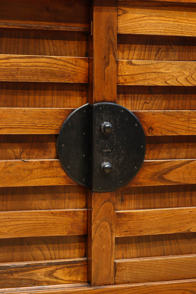 Merchant Chest BB3219