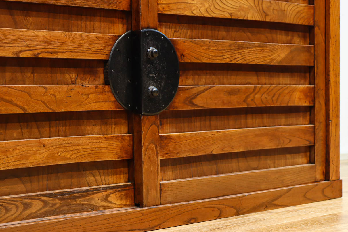 Merchant Chest BB3219