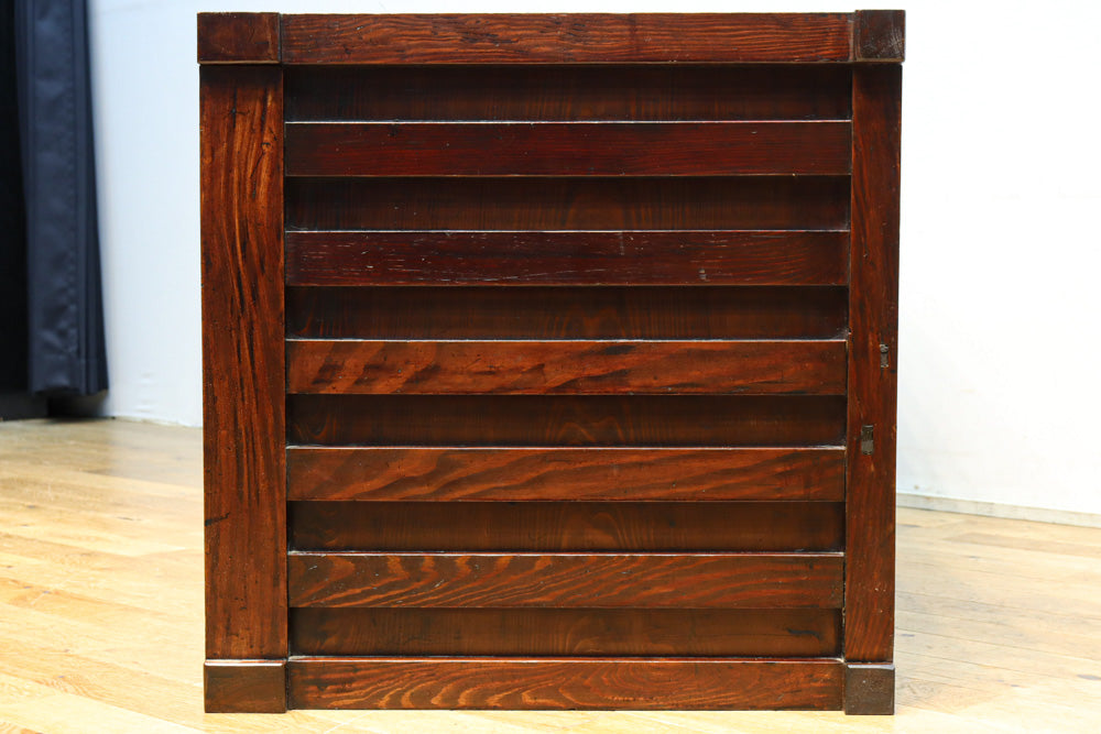 Merchant Chest BB3218
