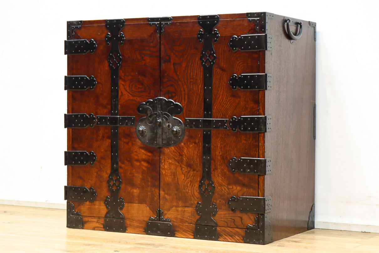 Merchant Chest BB3232