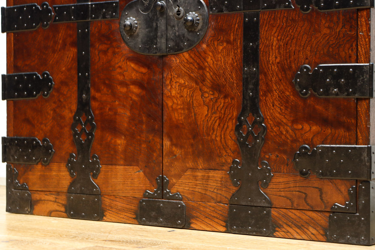 Merchant Chest BB3232