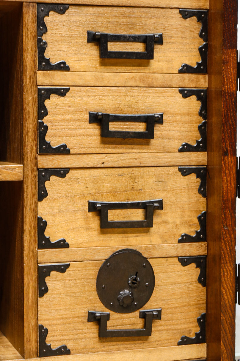 Merchant Chest BB3232
