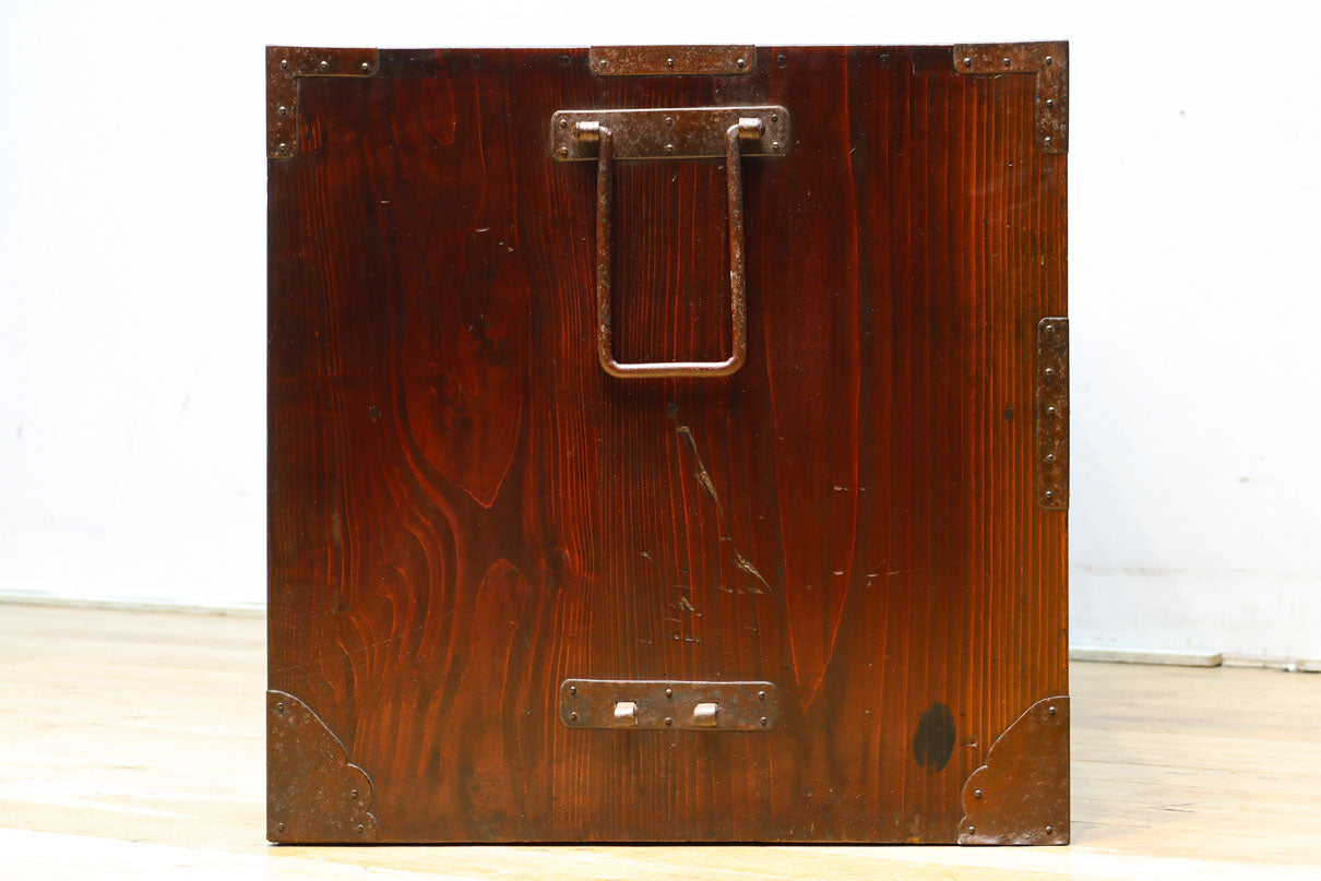 Clothing Chest BB3233