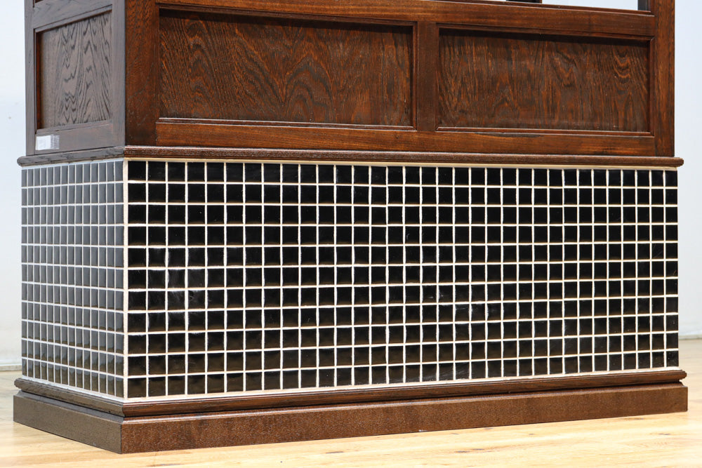 昭和レトロ!! タイルの細工がお洒落なオークガラスケース　BB3237