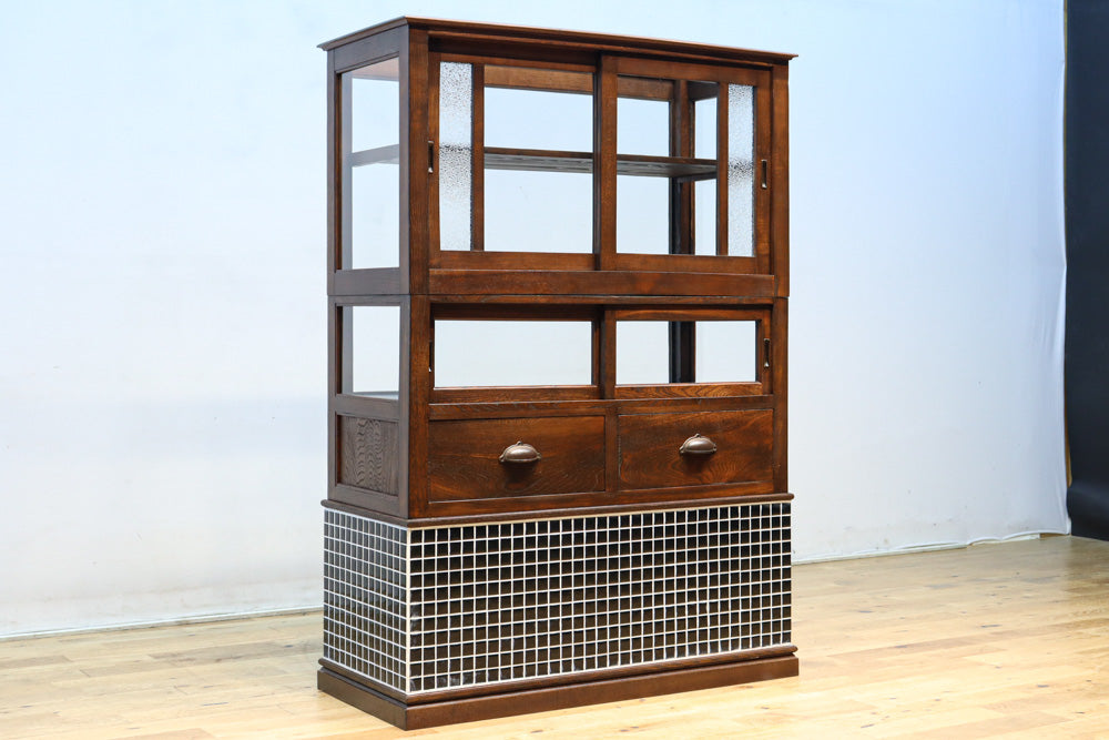 昭和レトロ!! タイルの細工がお洒落なオークガラスケース　BB3237