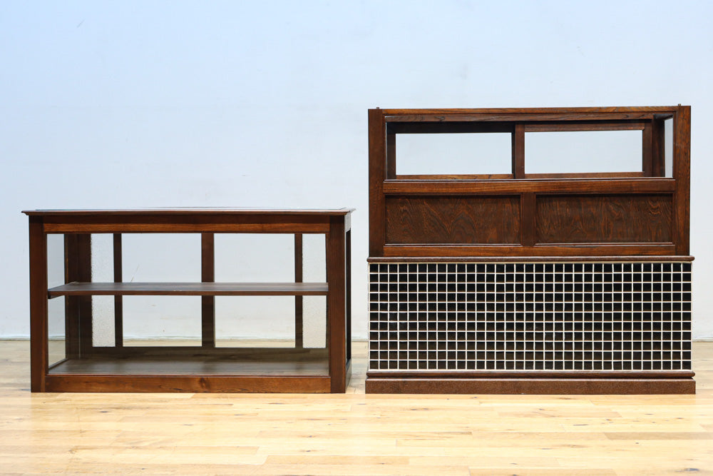 昭和レトロ!! タイルの細工がお洒落なオークガラスケース　BB3237