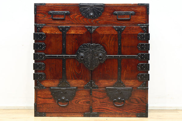 江戸時代寛政四年！！全面総欅仙台帳場箪笥　BB3238