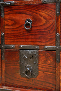 江戸時代寛政四年！！全面総欅仙台帳場箪笥　BB3238