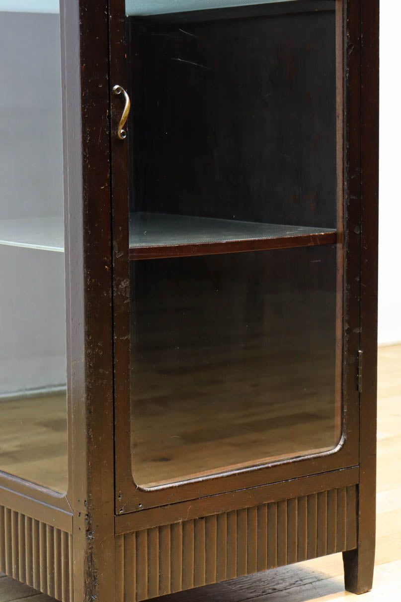 変わりデザイン!! レトロ感が可愛らしいガラスケース　BB3239