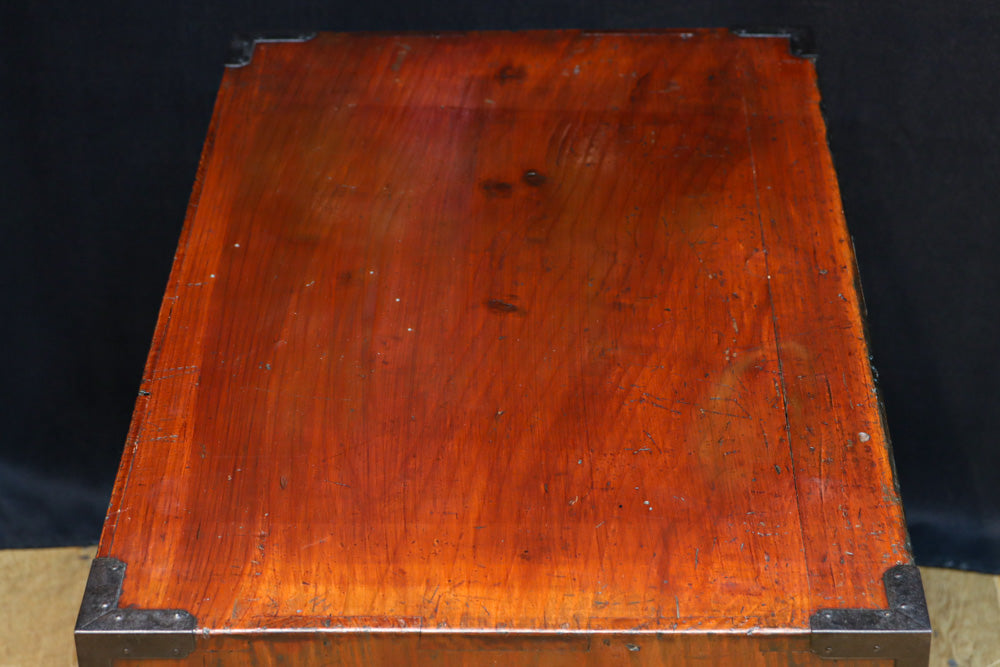 赤みを帯びた風情溢れる最上小箪笥　BB3241