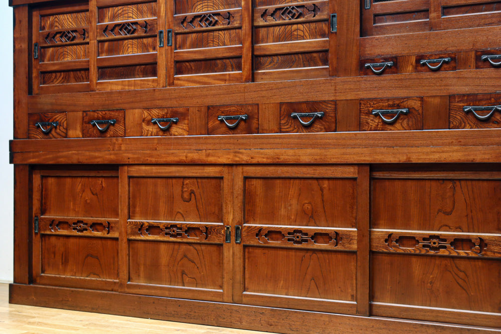 極上前面総けやき！！型変わり９尺近江水屋箪笥　BB3243