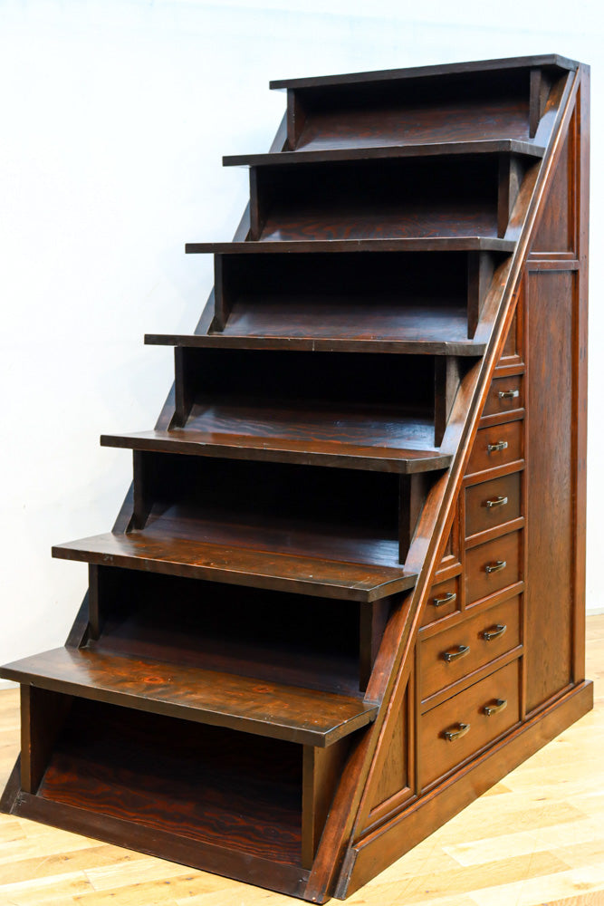 大珍品‼ 当時の生活の知恵から生まれた三面収納•両面使い階段箪笥　BB3244