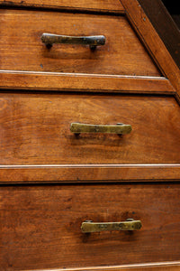 大珍品‼ 当時の生活の知恵から生まれた三面収納•両面使い階段箪笥　BB3244