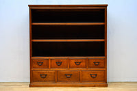 変わりサイズ‼︎引き出しも十分に備えた温かみある色彩のガラスケース　BB3246