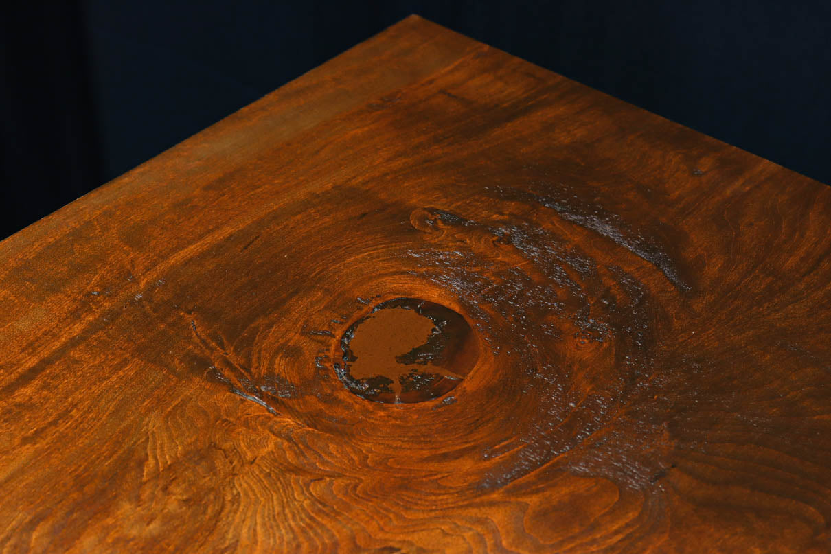 変わりサイズ‼︎引き出しも十分に備えた温かみある色彩のガラスケース　BB3246