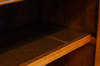 変わりサイズ‼︎引き出しも十分に備えた温かみある色彩のガラスケース　BB3246