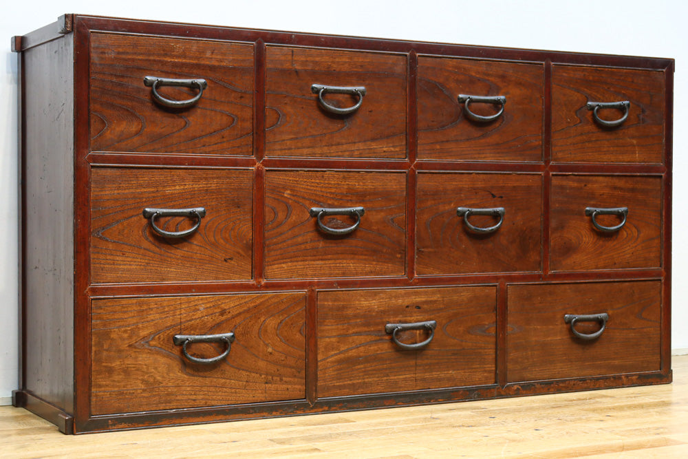 リビングの収納に！！上質で風情溢れる収納箪笥　BB3247