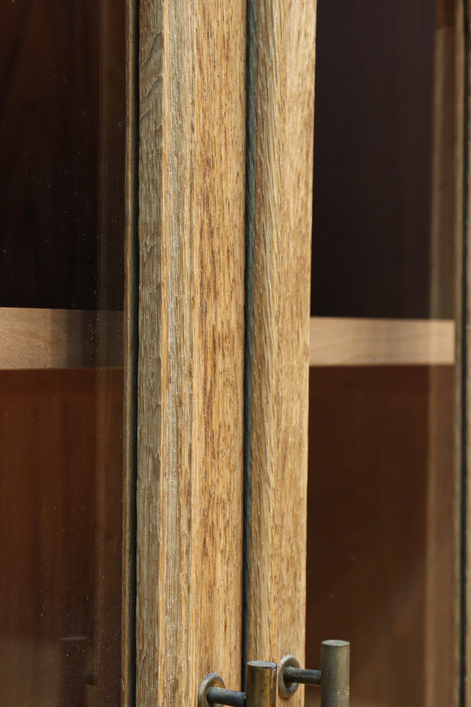 木地色に扉デザインも素敵なアールデコ調レトロガラスケース　BB3248