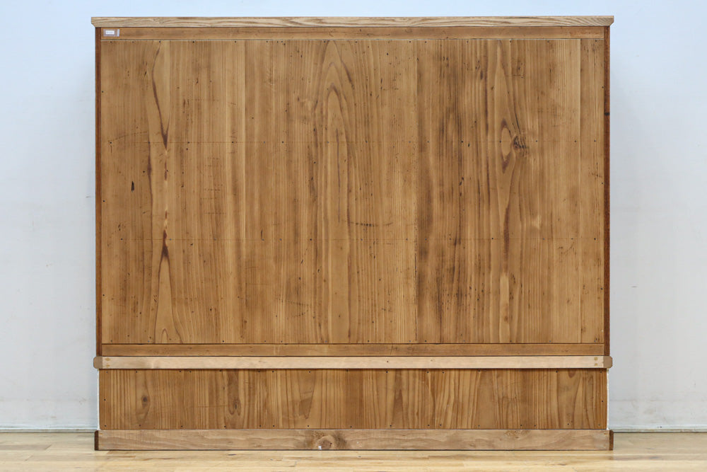 木地色に扉デザインも素敵なアールデコ調レトロガラスケース　BB3248