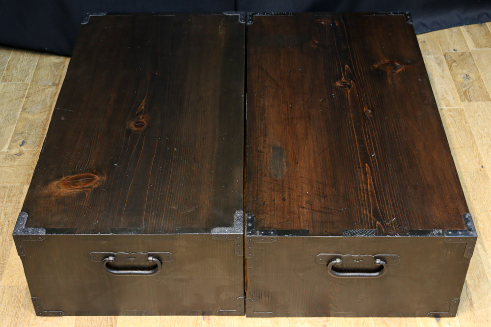 珍品!! 味わいある風合いをした引き違い戸のスタッキング式ガラスケース　BB3249