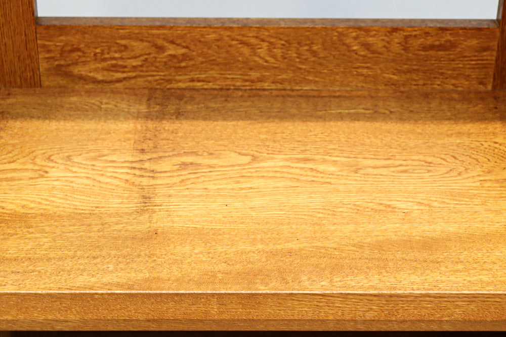 落ち着いた佇まいが上品な飾り棚BB3251