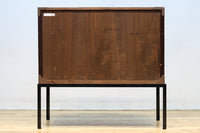 丸型の装飾金具で格調高いアイアンフレーム付き稀少サイズ二本松衣裳箪笥　BB3255