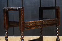 レリーフ彫刻で飾られたエレガントなワゴン　BB3256