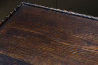 レリーフ彫刻で飾られたエレガントなワゴン　BB3256