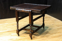 レリーフ彫刻で飾られたエレガントなワゴン　BB3256