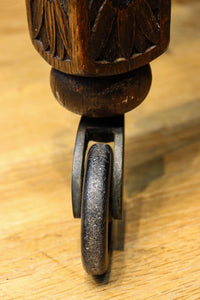 レリーフ彫刻で飾られたエレガントなワゴン　BB3256