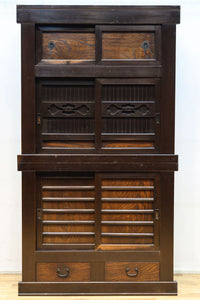 稀少サイズ!!　渋みを増した古色の風格漂う3尺京水屋箪笥　BB3260