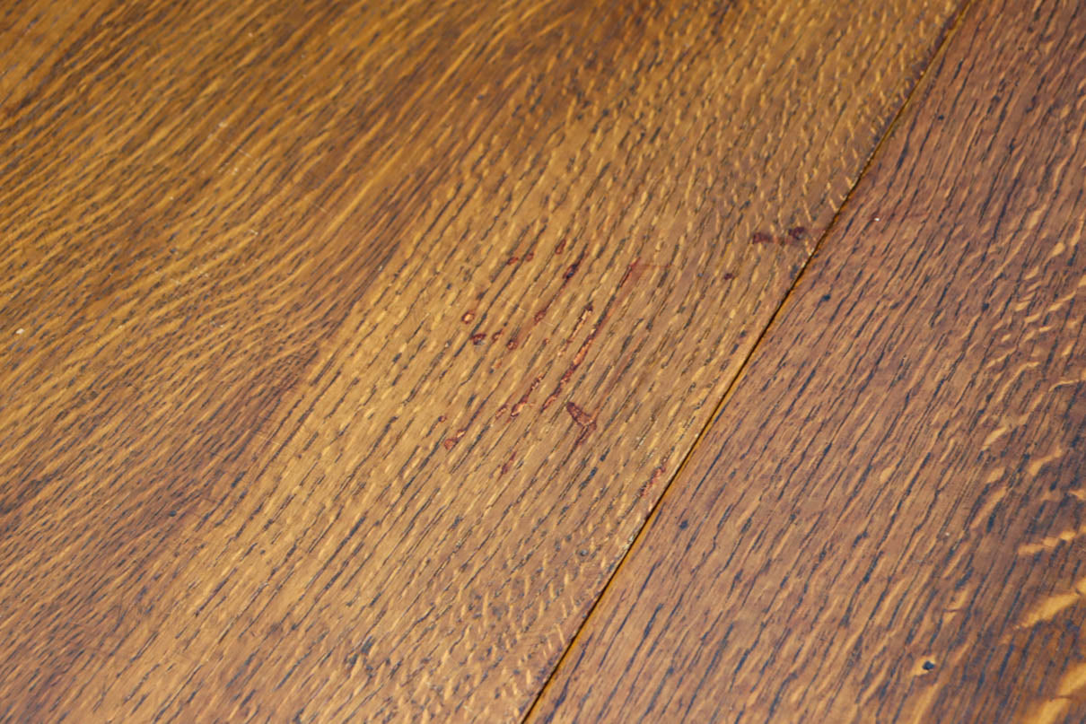 優美な杢目の上質感漂うツイストレッグのバタフライテーブル　BB3268