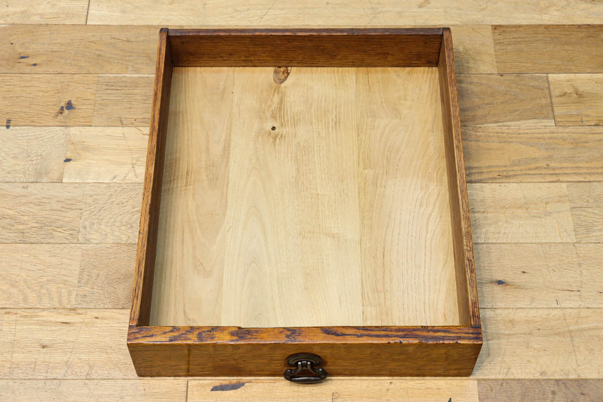 優美な杢目の上質感漂うツイストレッグのバタフライテーブル　BB3268