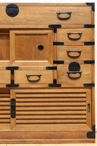 Merchant Chest BB3270