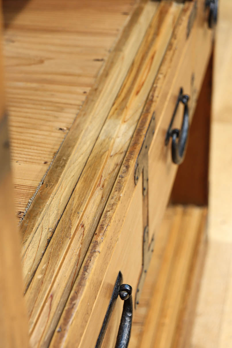 Merchant Chest BB3270