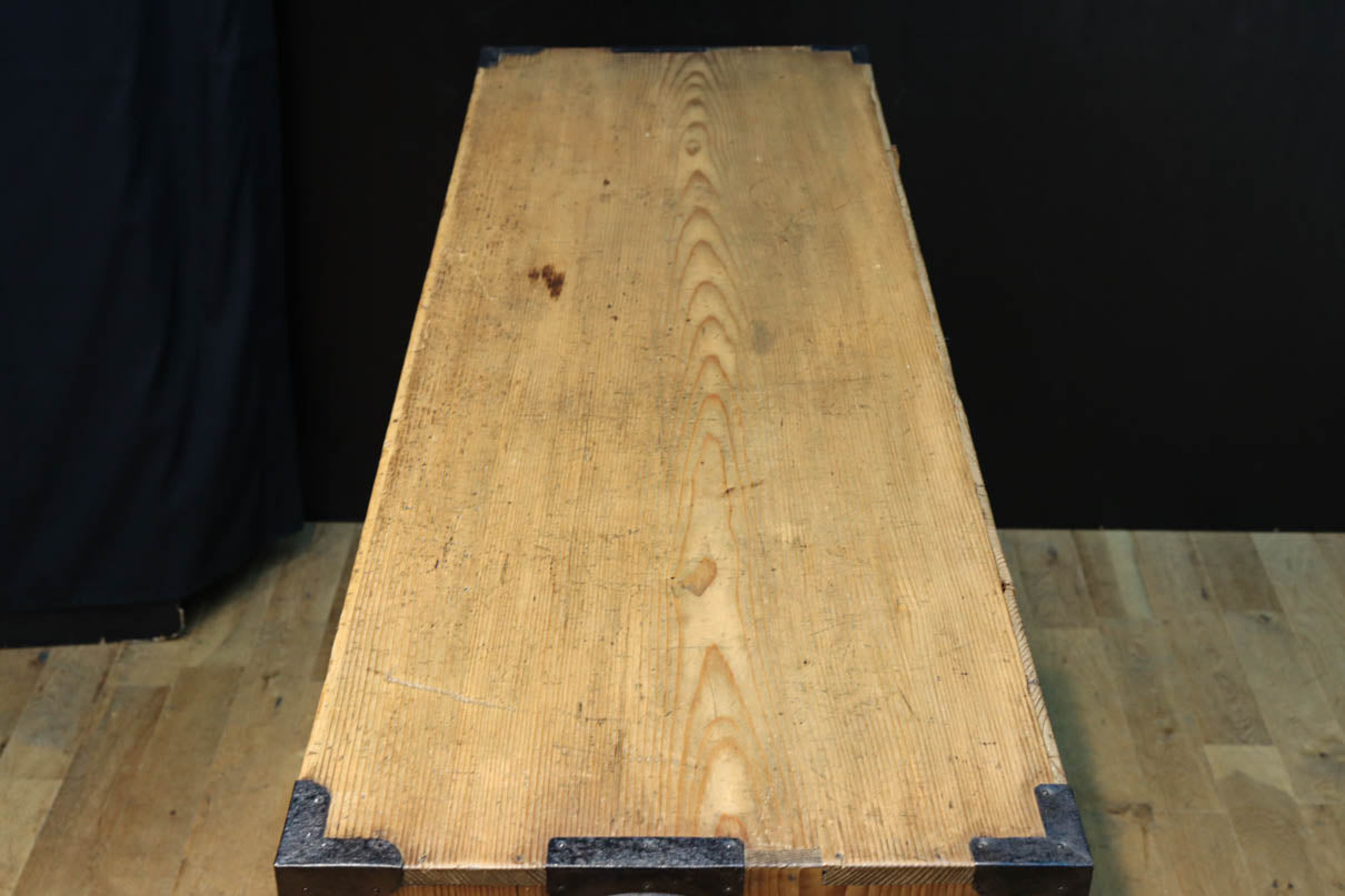 Merchant Chest BB3270