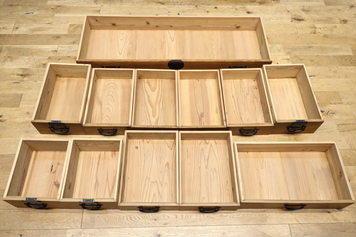 Merchant Chest BB3270