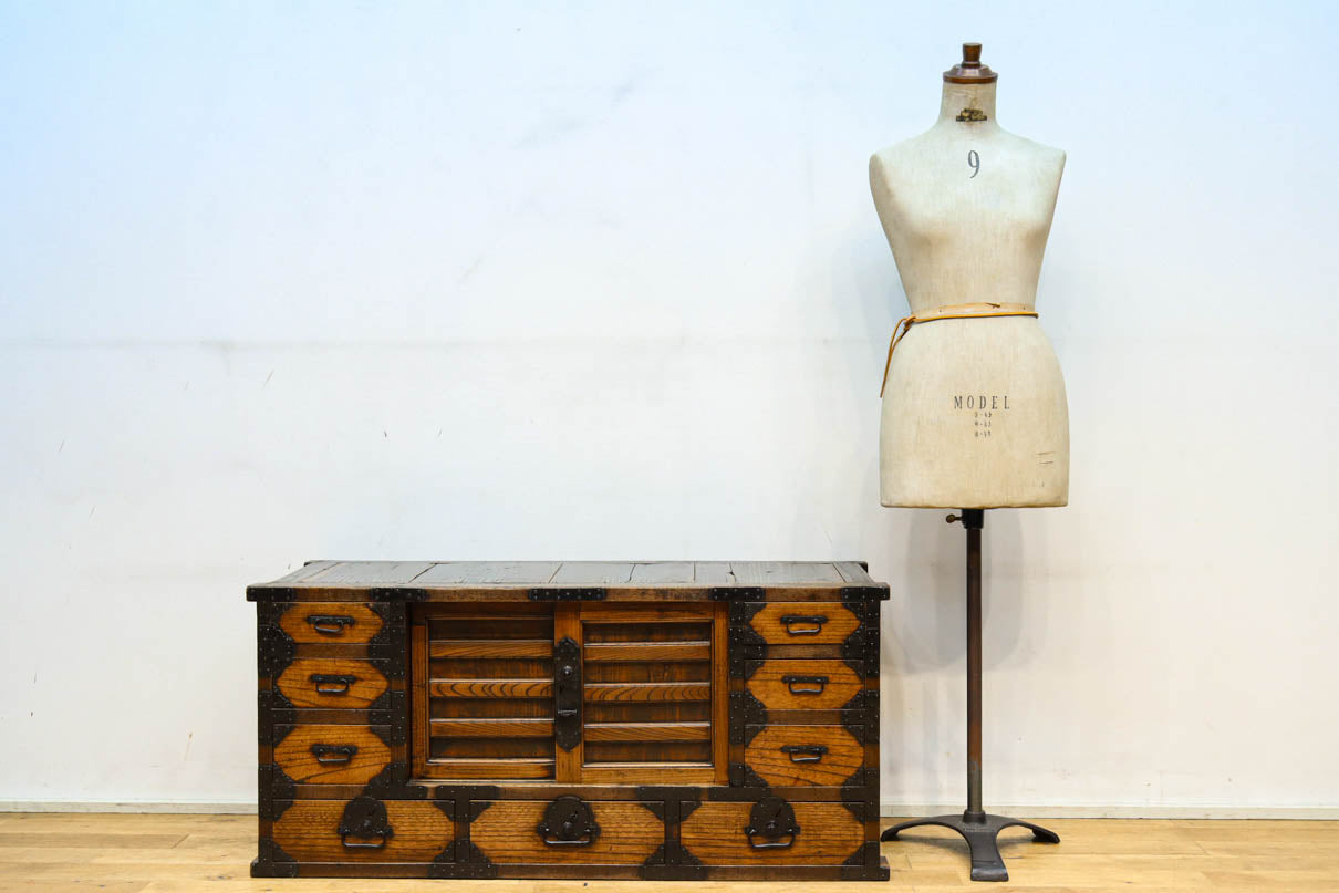 テレビ台に！！欅作りのローチェスト　BB3271