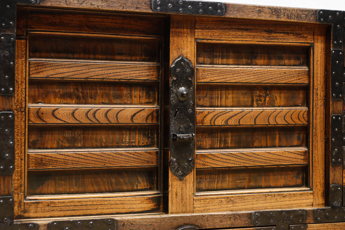 テレビ台に！！欅作りのローチェスト　BB3271