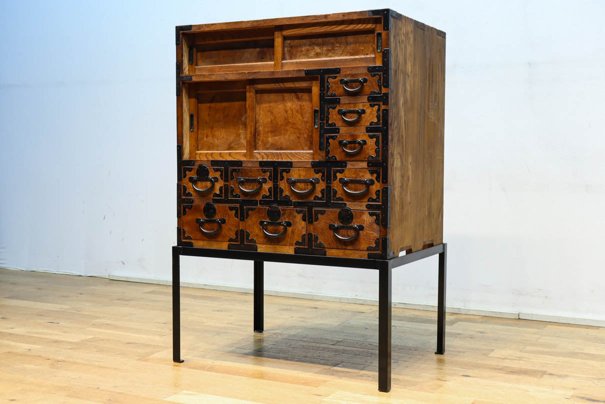 Merchant Chest BB3272