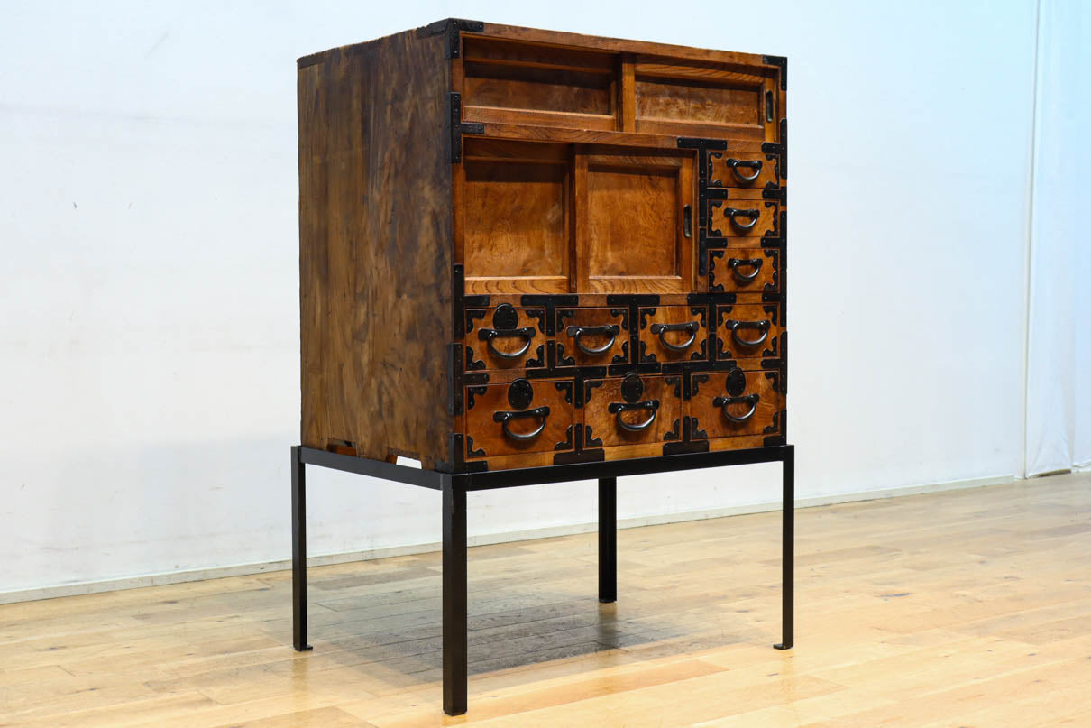 Merchant Chest BB3272