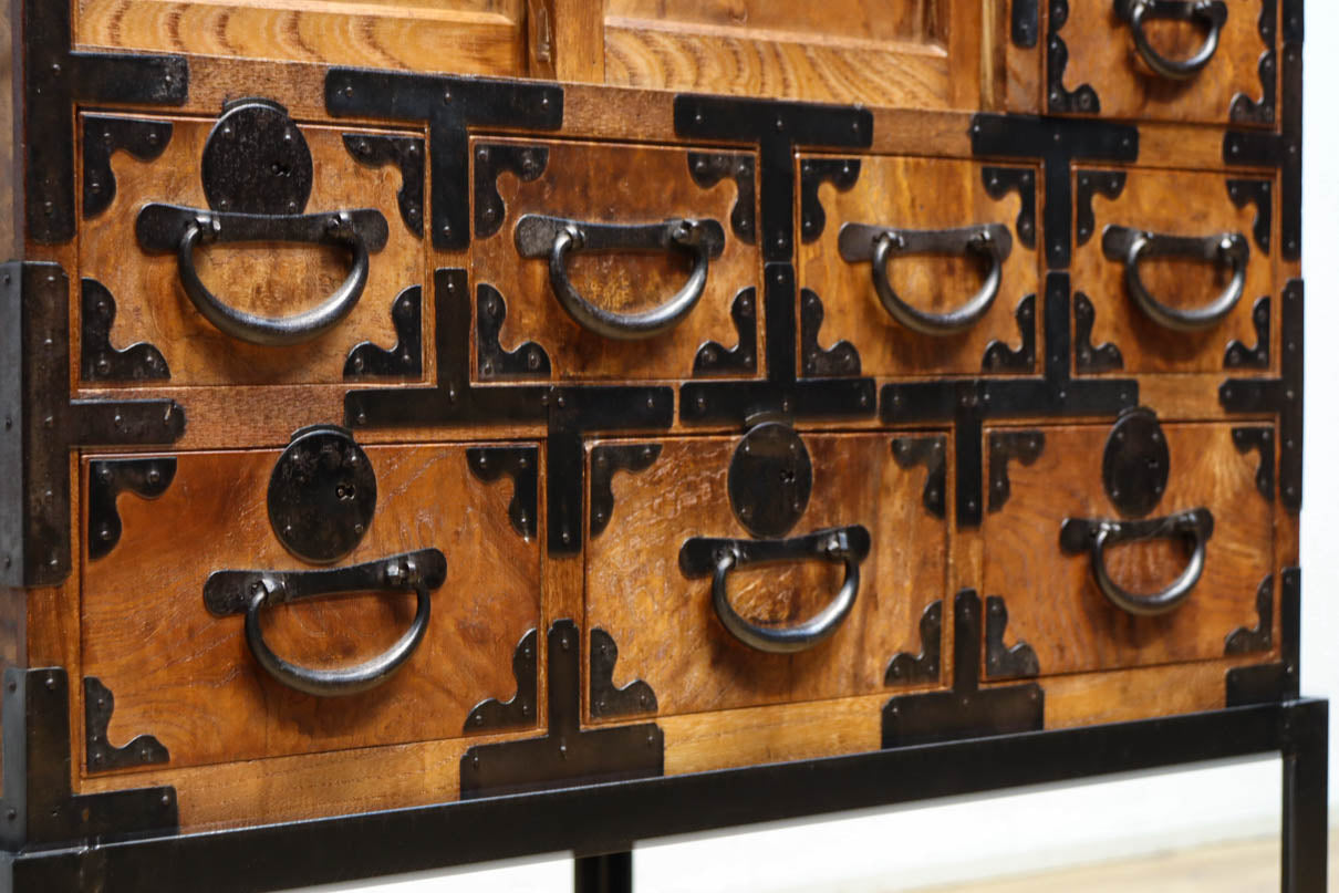 Merchant Chest BB3272